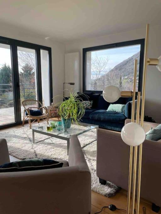 Maison De Vacances 220M2 Vue Lac Et Chateau Menthon-Saint-Bernard Exterior foto
